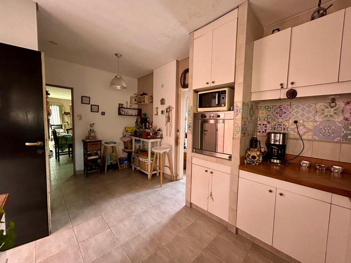 Foto de VTA CASA 4 AMB PARQUE GARAJE 8,66x43 STOS LUGARES, imagen 1
