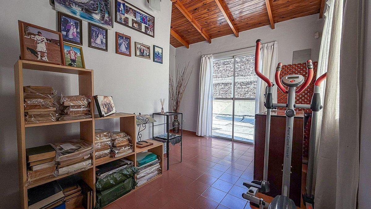 Foto de VENTA PH 4 AMB JARDIN PATIO APTO CREDIT S.LUGARES, imagen 2