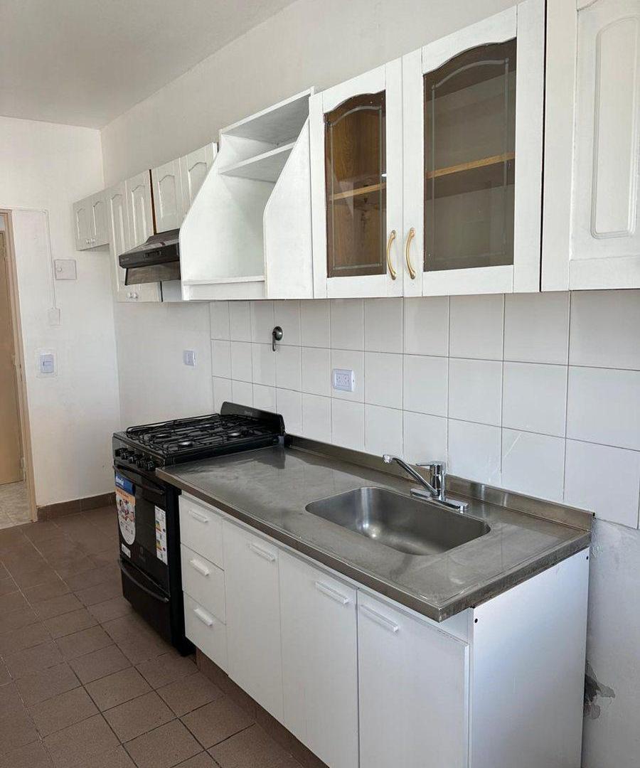 Foto de VENTA DEPARTAMENTO 4 AMB VILLA LURO, imagen 4