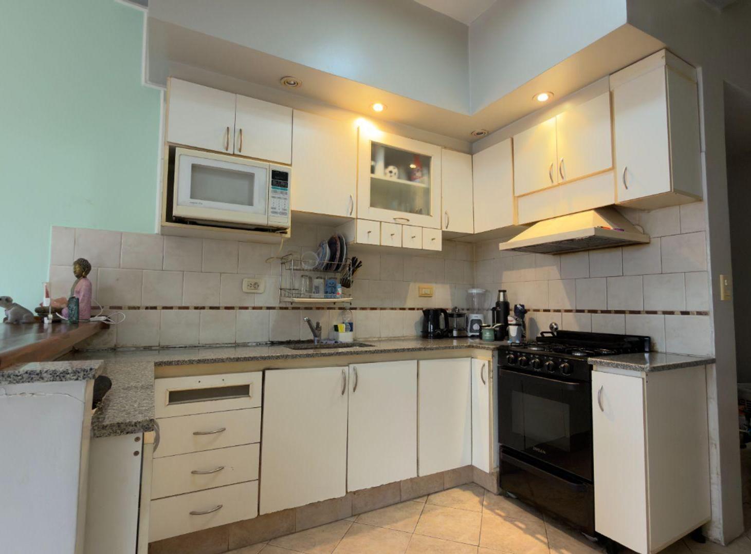 Foto de Venta Dúplex 3 Ambientes C/cochera-Patio-M Castro, imagen 1