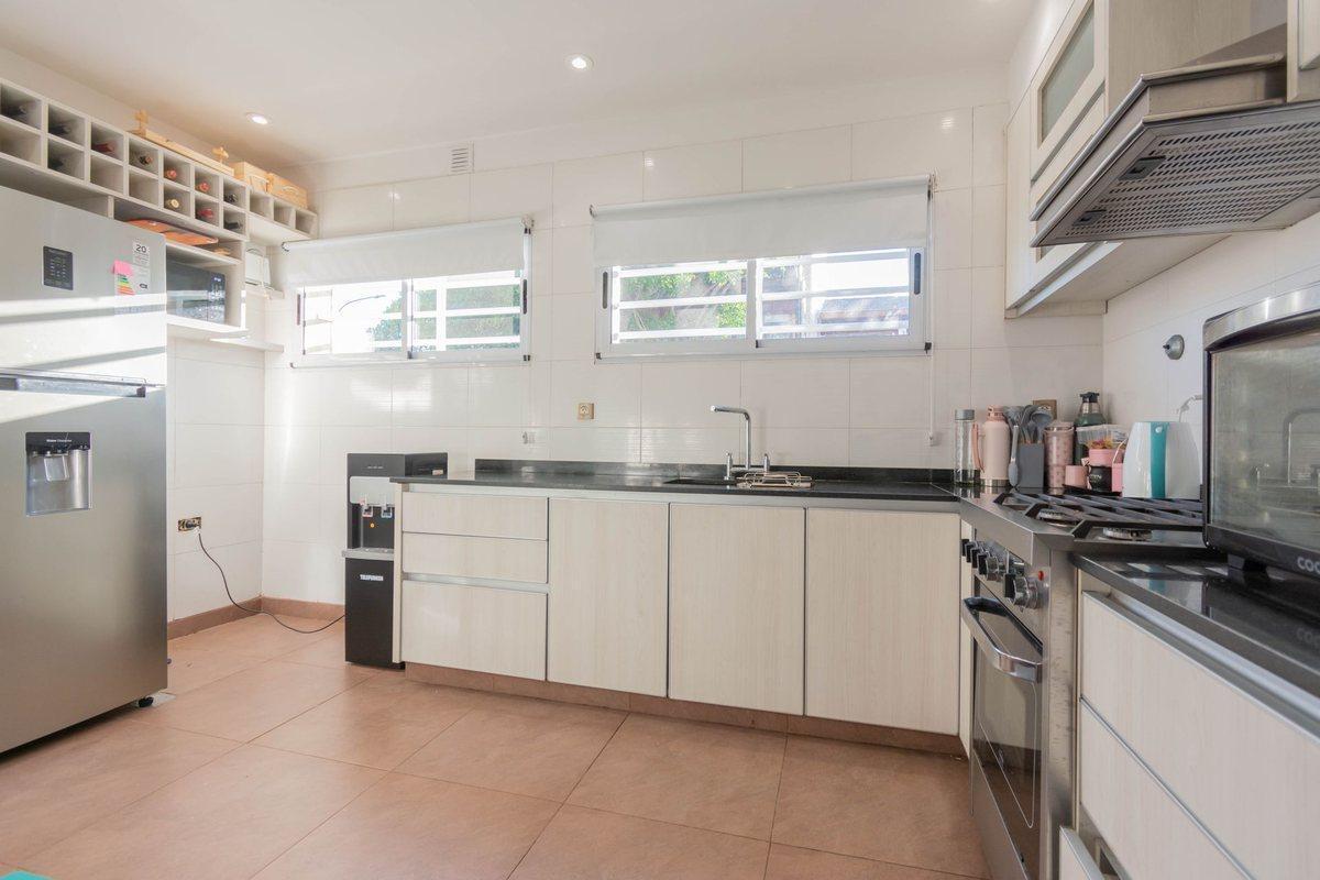 Foto de Venta casa 5 amb Liniers Jardin Cochera Estrenar, imagen 5