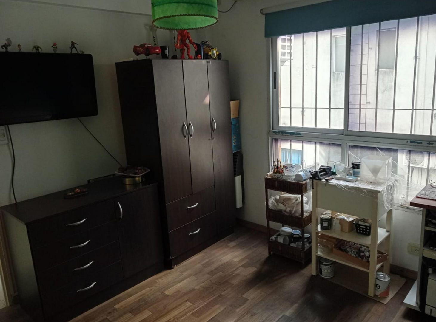 Foto de VENTA PH 3 AMB CON TERREZA PROPIA- V. URQUIZA CABA, imagen 4