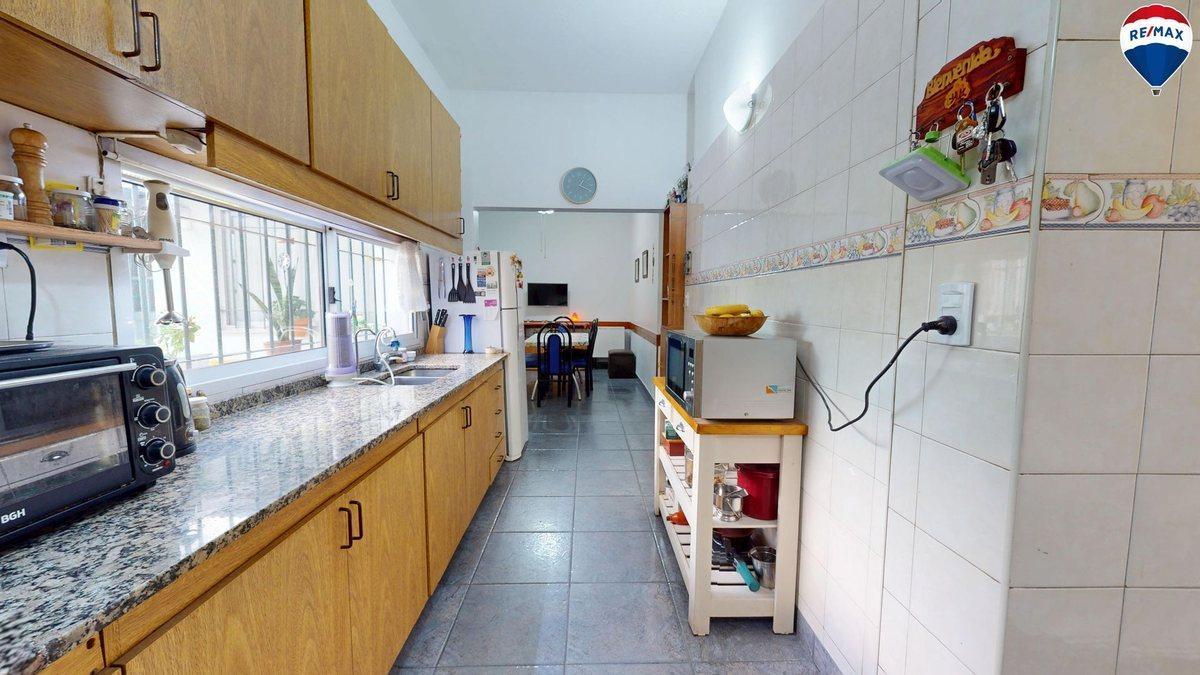 Foto de Venta casa 4 amb con patio y cochera Florida, imagen 3