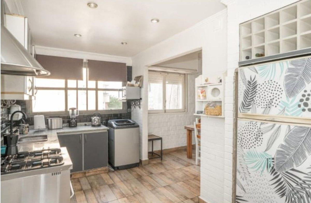 Foto de VENTA DEPARTAMENTO 4 AMBIENTES EN DEVOTO C BALCON, imagen 2