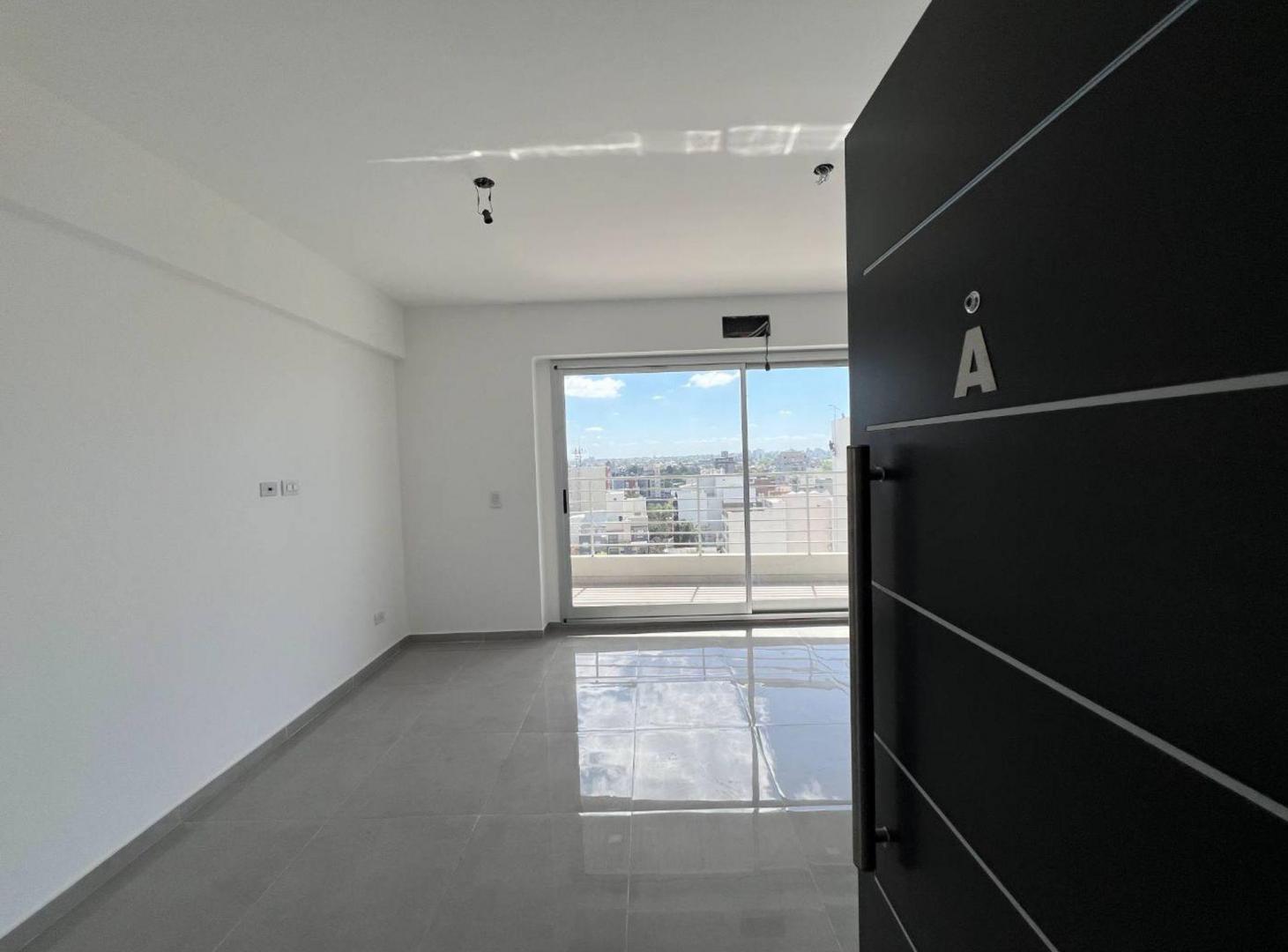 Foto de VENTA DEPTO 2 AMB CON BALCON - SAENZ PEÑA, imagen 3