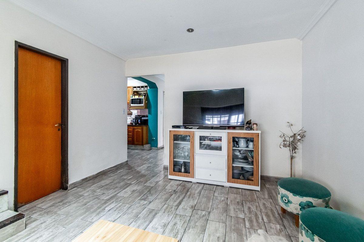 Foto de VENTA CASA 6 AMB LINIERS C/GARAGE Y PATIO, imagen 5