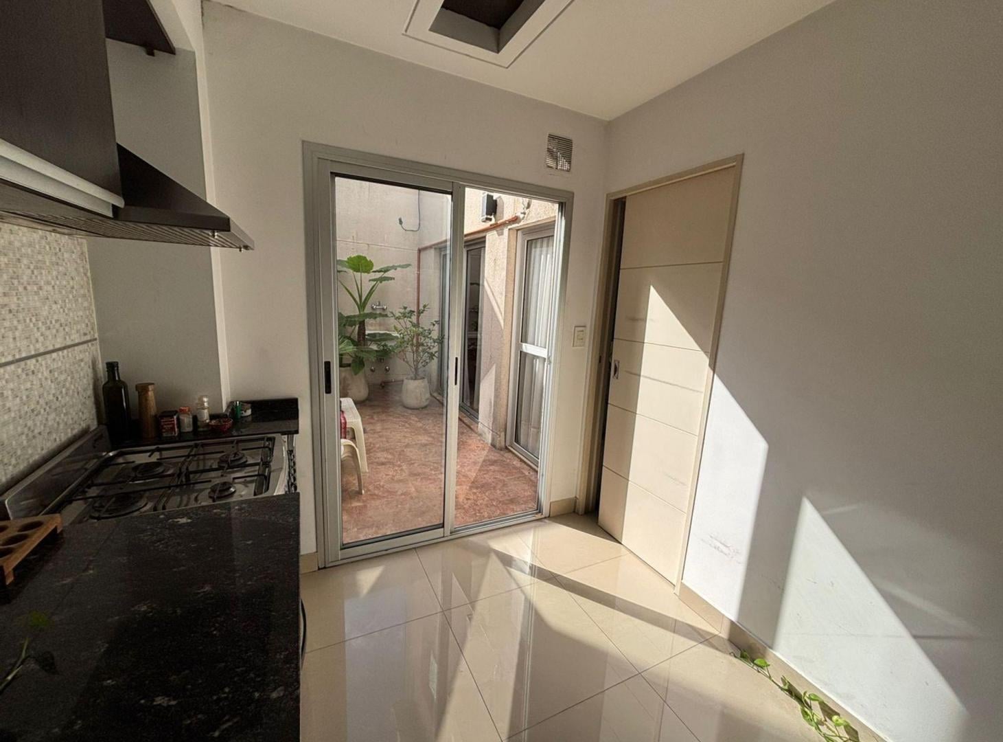 Foto de VENTA PH 2 AMB C/PATIO VILLA DEVOTO APTO CREDITO, imagen 1