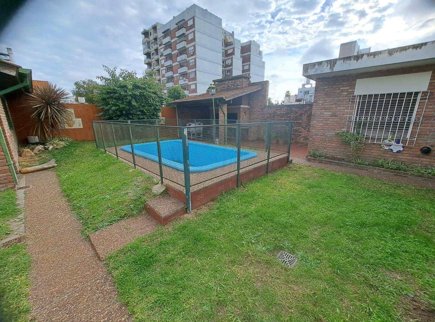 Foto de VENTA CASA VILLA DEVOTO, PARQUE, PILETA, PARRILLA, imagen 4