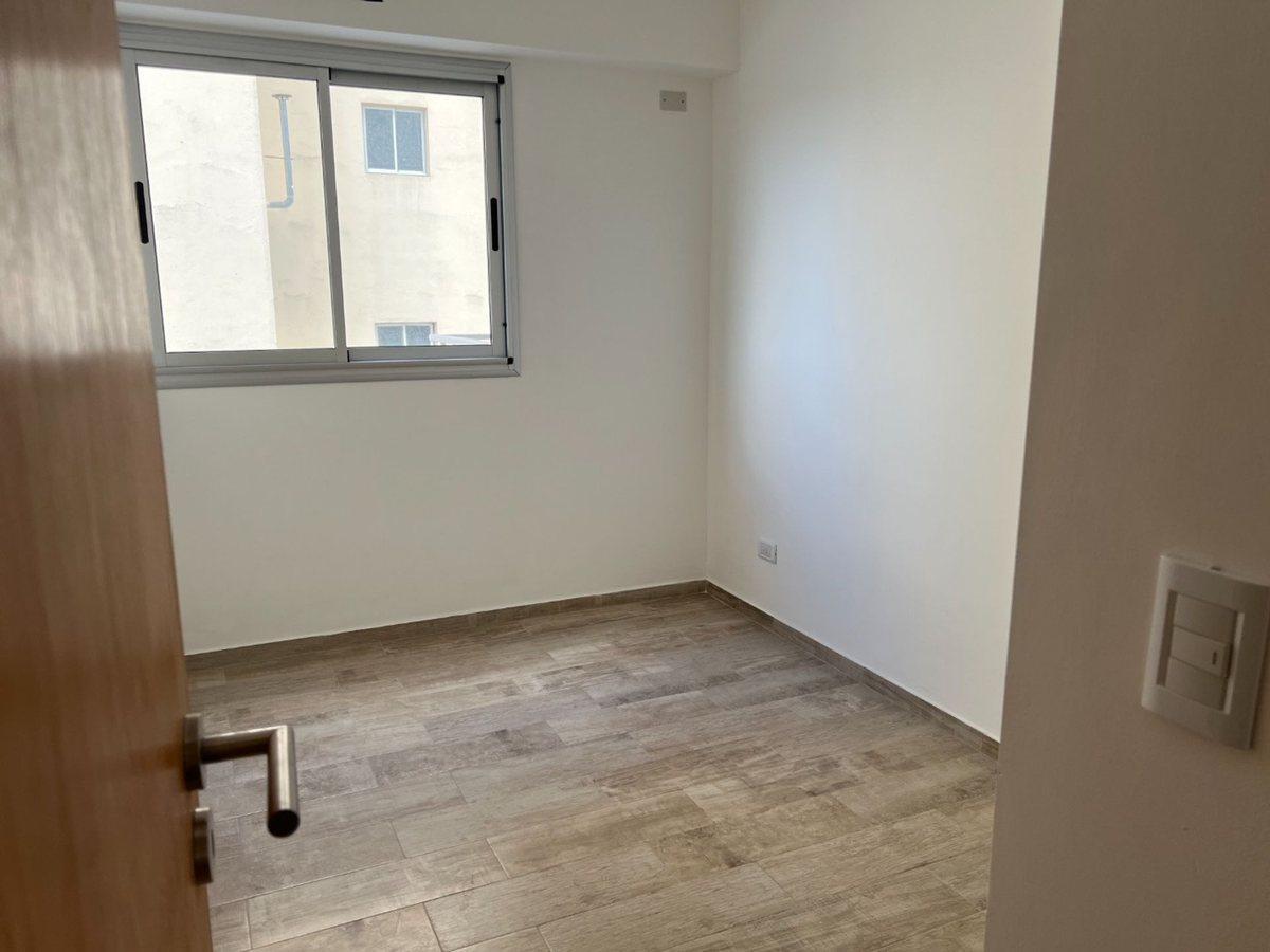 Foto de VENTA DPTO 3 AMB C/ BALCON A ESTRENAR - SAENZ PEÑA, imagen 2