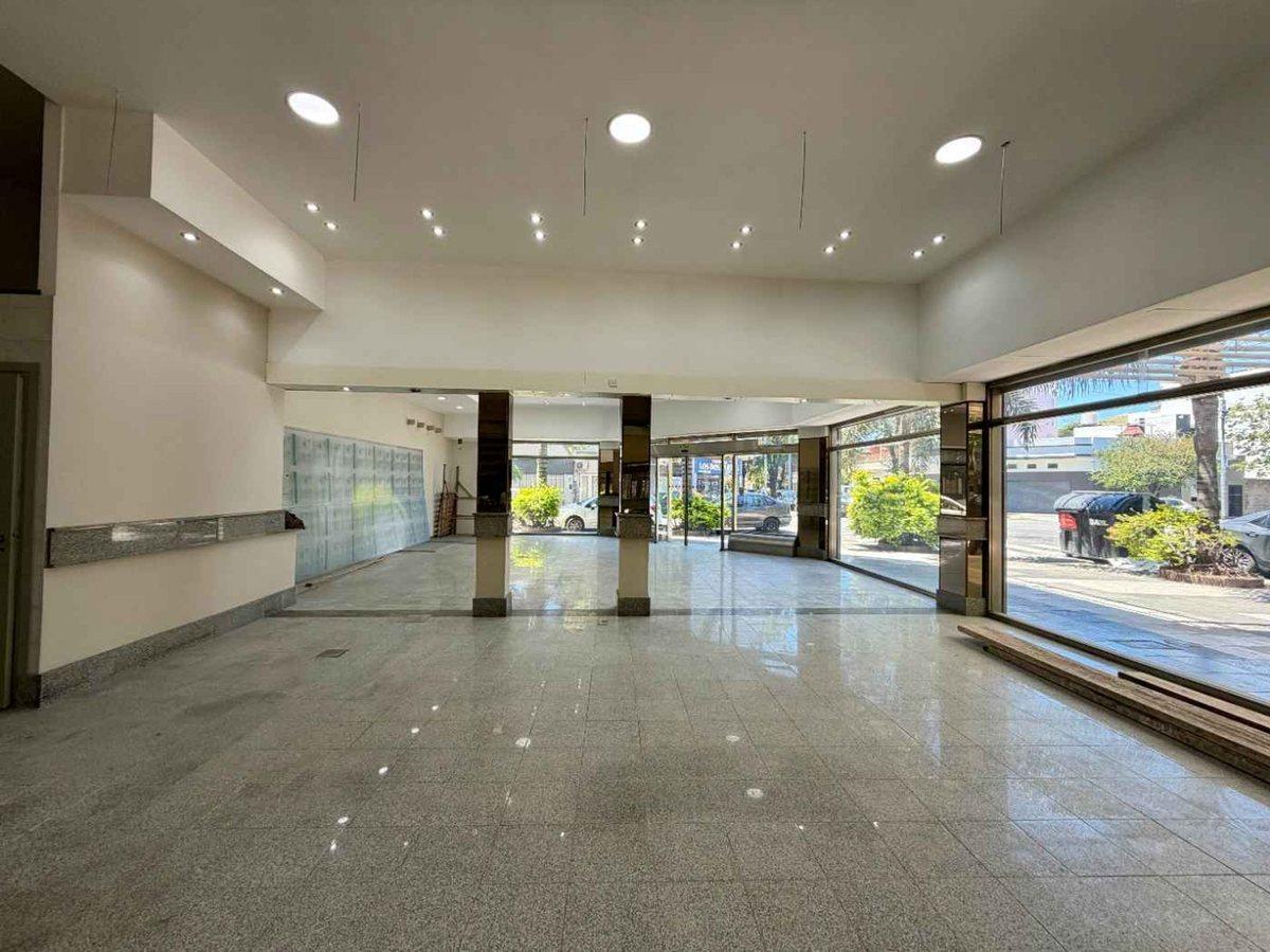 Foto de LOCAL COMERCIAL EN VENTA EN VILLA DEL PARQUE, imagen 1