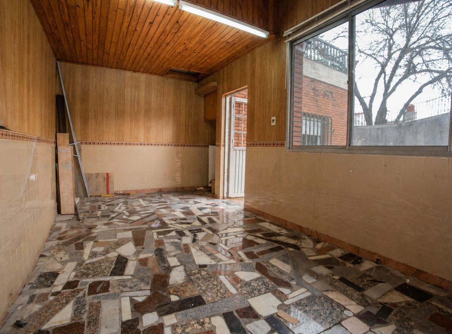 Foto de Venta Casa 4 amb Refacc con cochera,patio,terraza, imagen 5