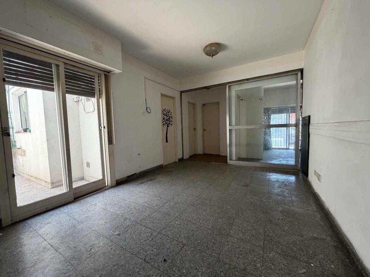 Foto de VENTA PH 3 AMB C TERRAZA PATIO Y BALCÓN EN LINIERS, imagen 5