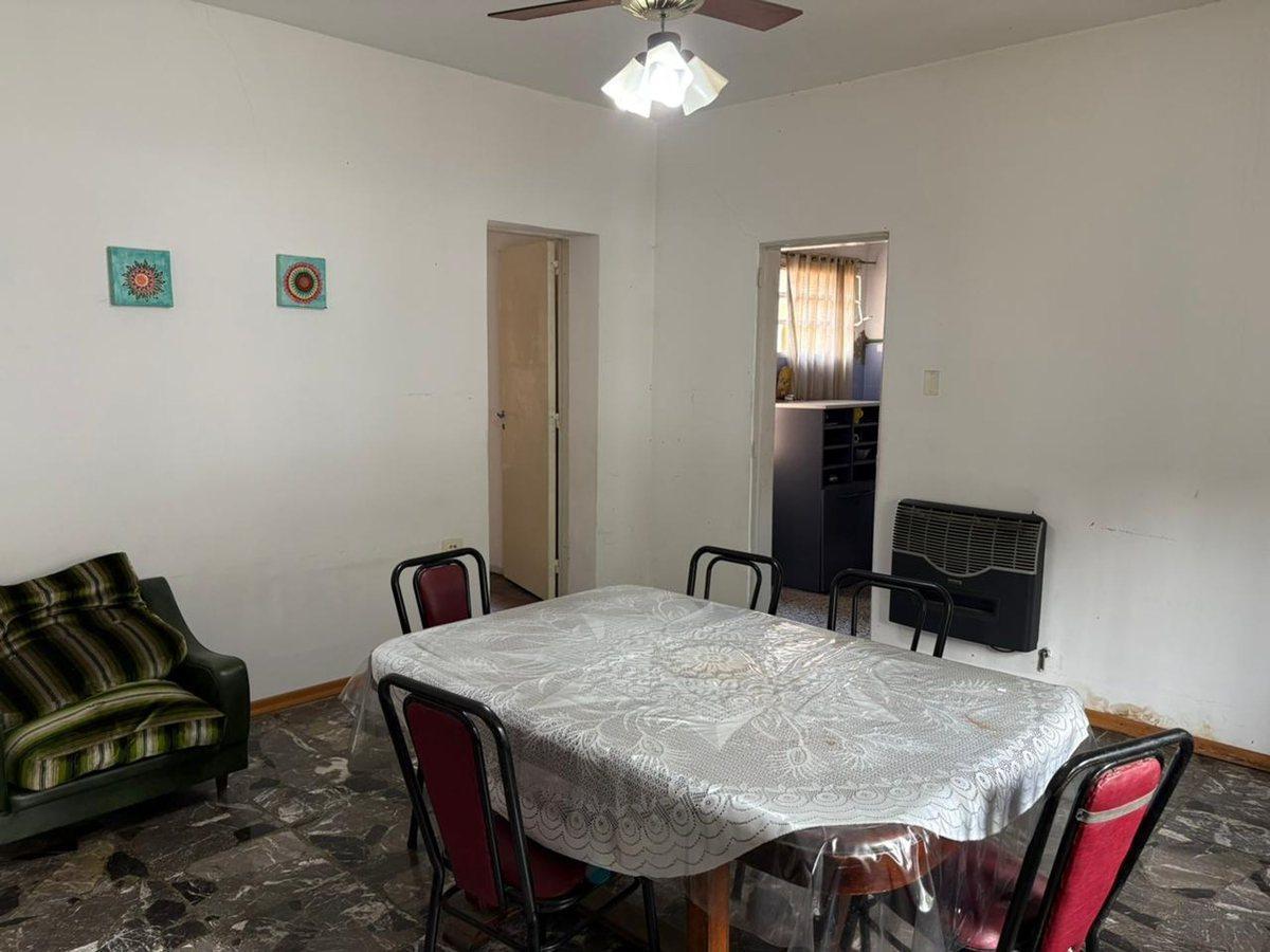 Foto de VENTA PH 3 AMB A REFACCIONAR C/TERRAZA SAENZ PEÑA, imagen 2