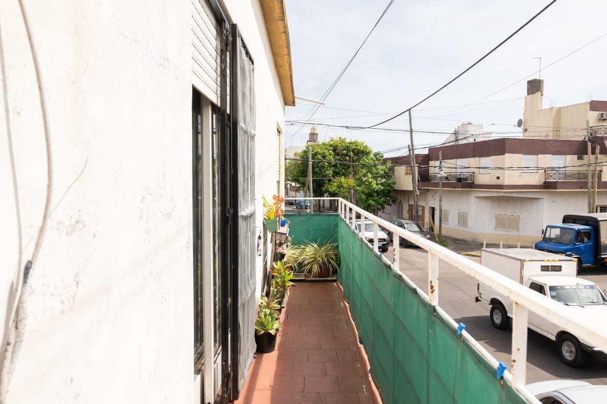 Foto de VENTA DEPTO. 3 AMB. C/BALCON, imagen 2