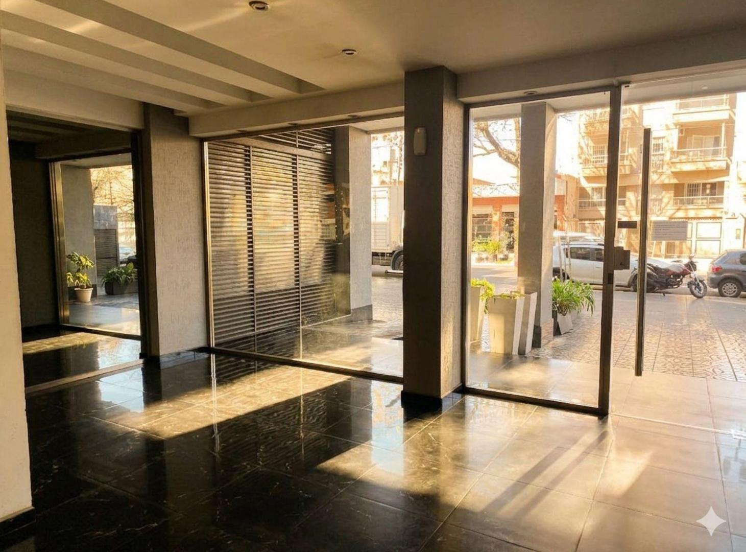 Foto de VENTA DPTO. 3 AMB. FRENTE VILLA DEL PARQUE, imagen 1