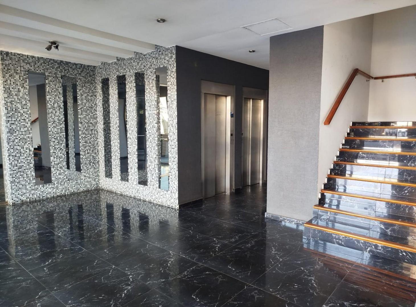 Foto de VENTA DPTO. 3 AMB. FRENTE VILLA DEL PARQUE, imagen 5