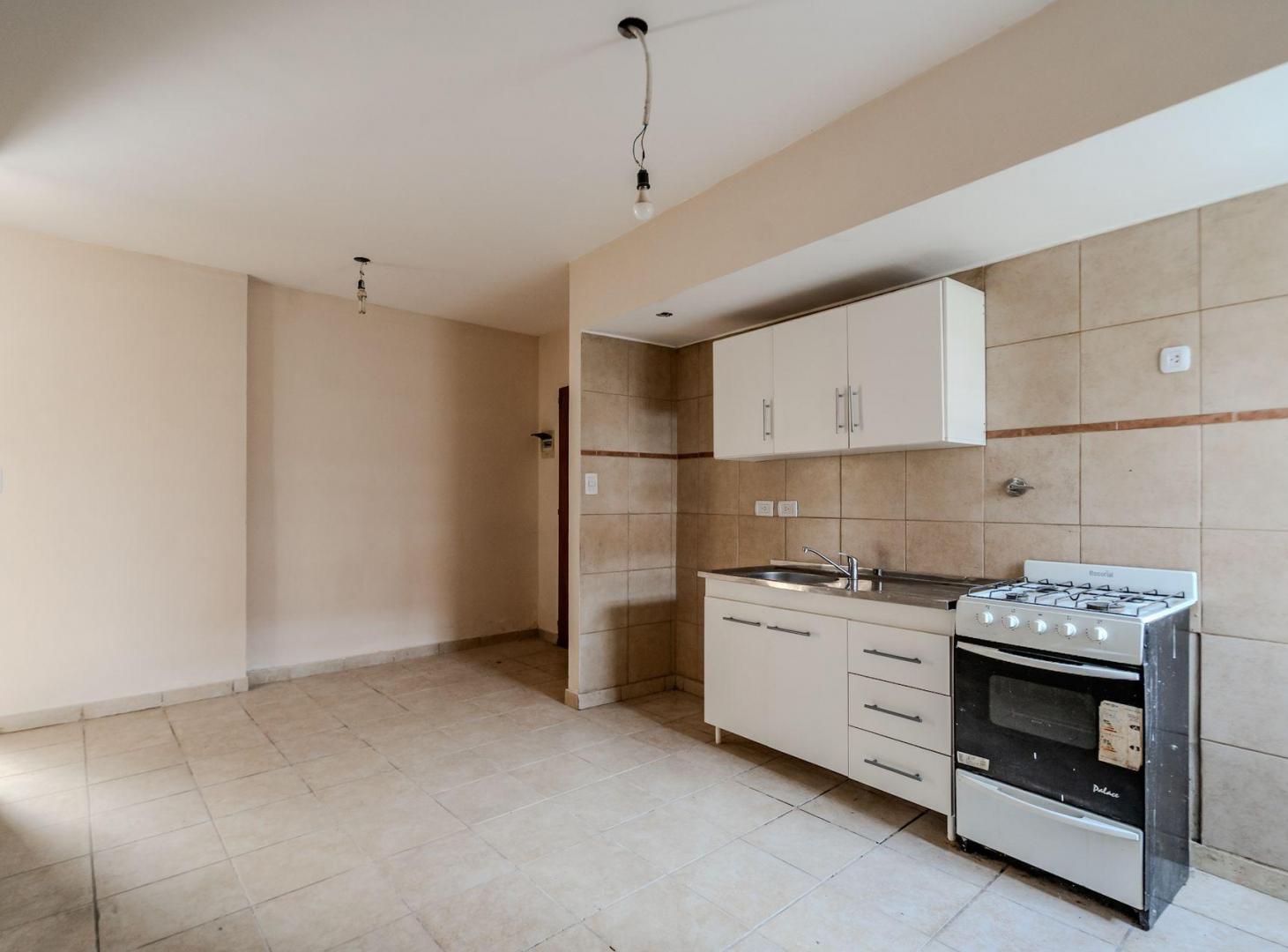 Foto de VENTA PH 2AMB C/PATIO -APTO CRED- V.BALLESTER, imagen 2