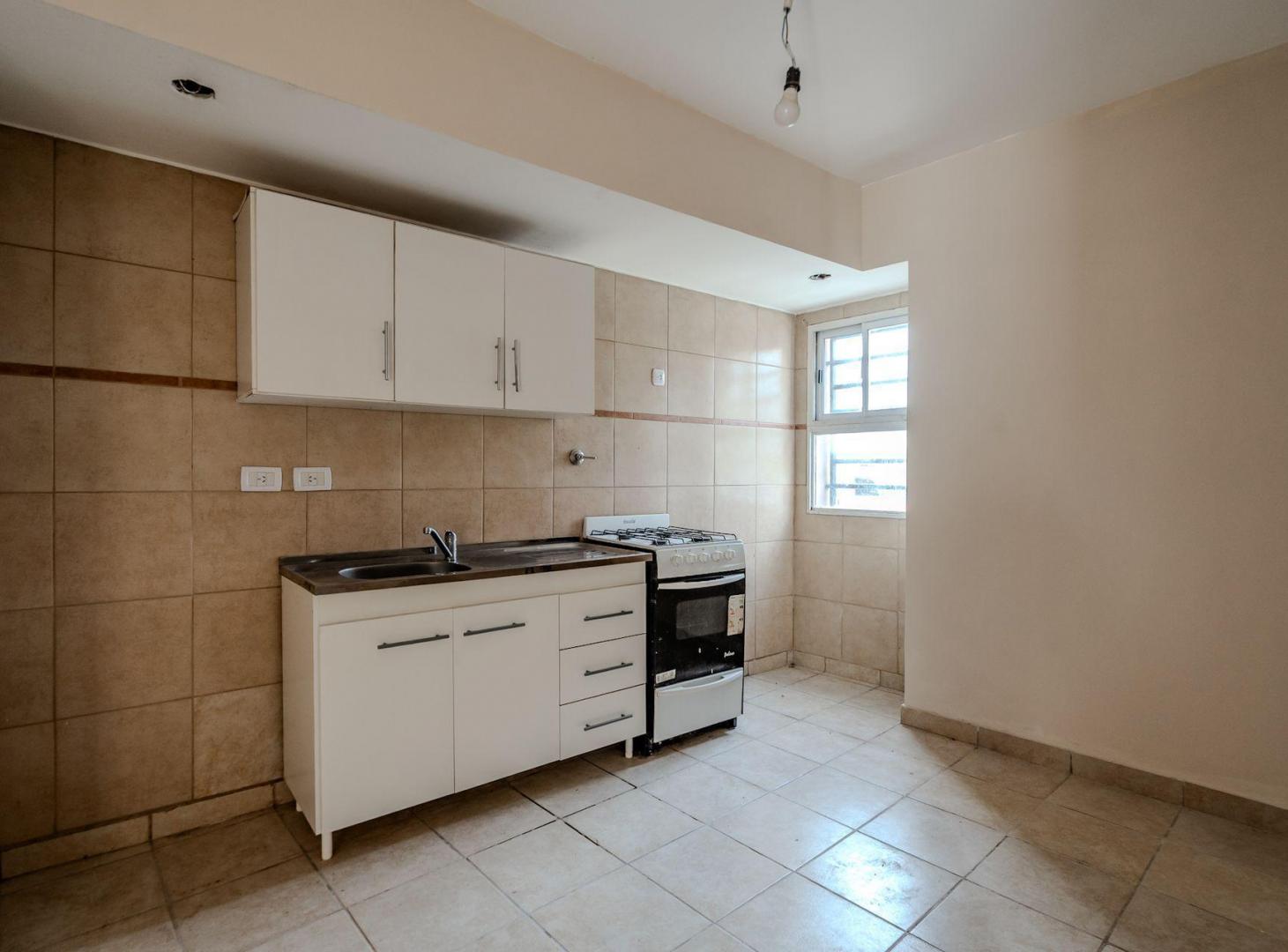 Foto de VENTA PH 2AMB C/PATIO -APTO CRED- V.BALLESTER, imagen 4