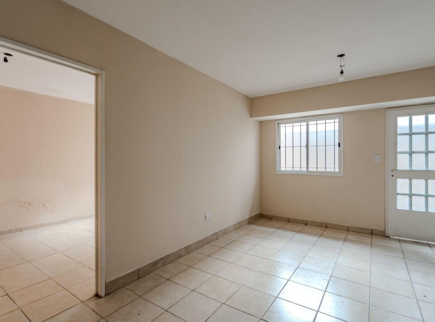 Foto de VENTA PH 2 AMB C/PATIO -APTO CRED- V.BALLESTER, imagen 4