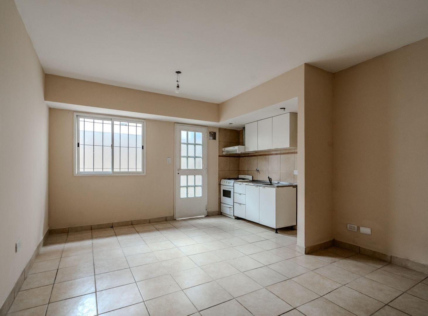 Foto de VENTA PH 2 AMB C/PATIO -APTO CRED- V.BALLESTER, imagen 1