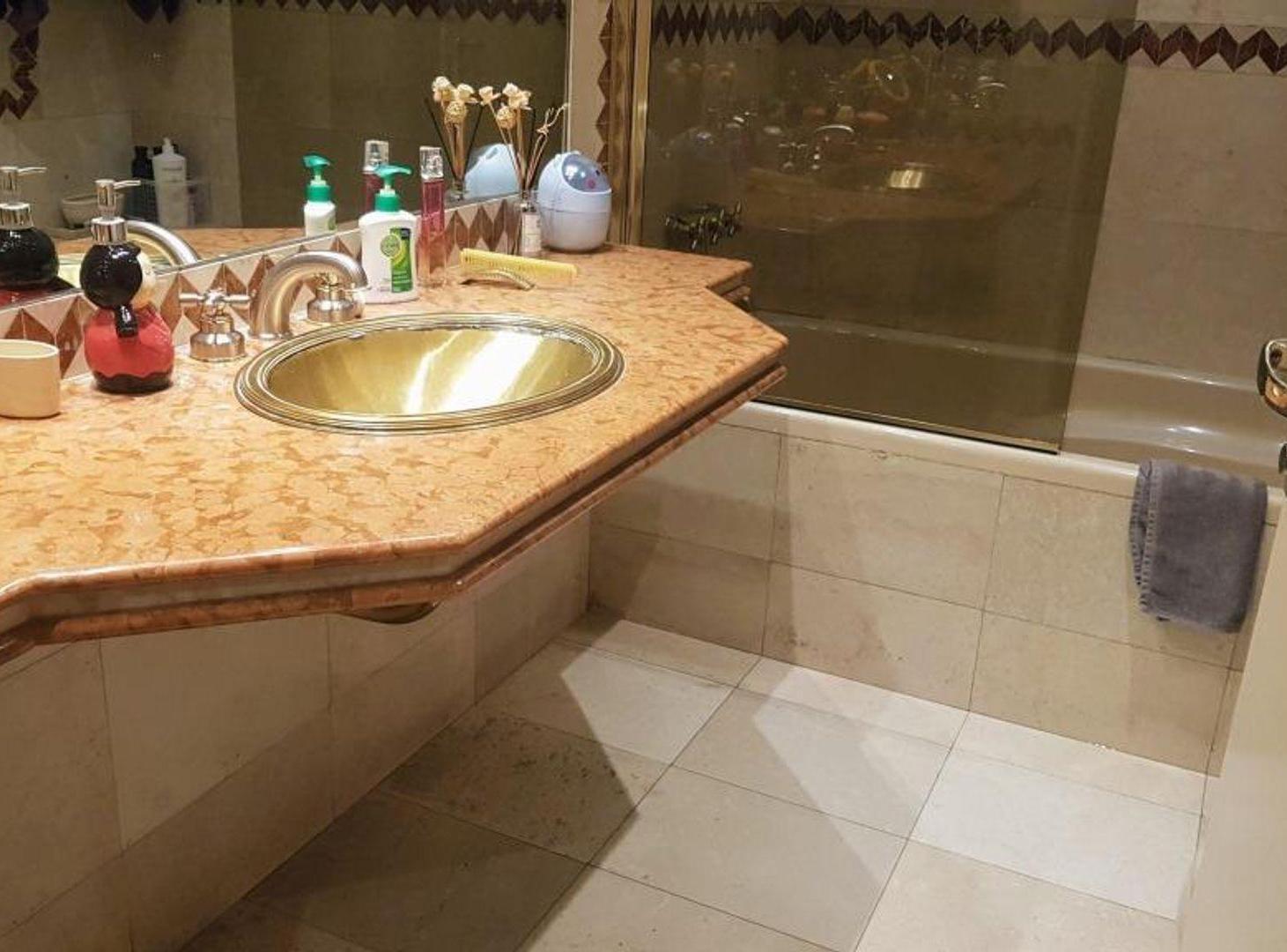 Foto de VENTA CASA SANTA RITA COCHERA PATIO Y TERRAZA, imagen 2