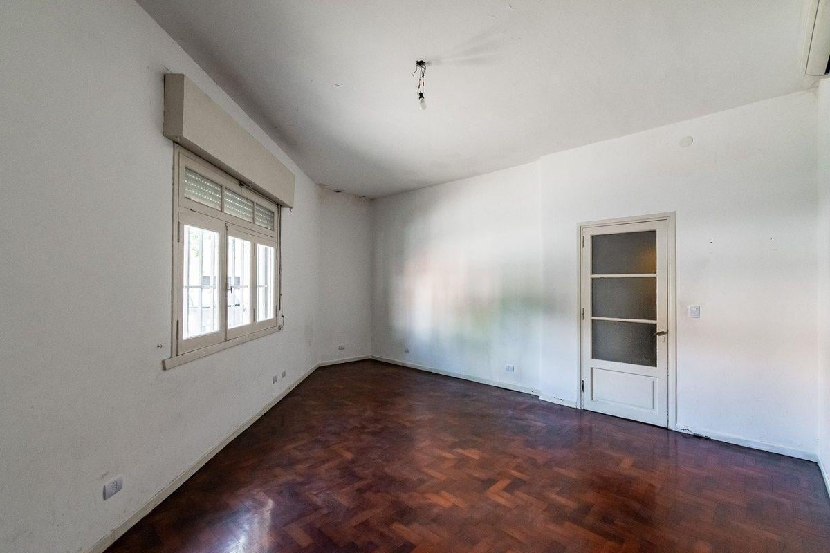 Foto de VENTA CASA 3 AMB C/GARAGE/TERRAZA VILLA PUEYRREDON, imagen 5