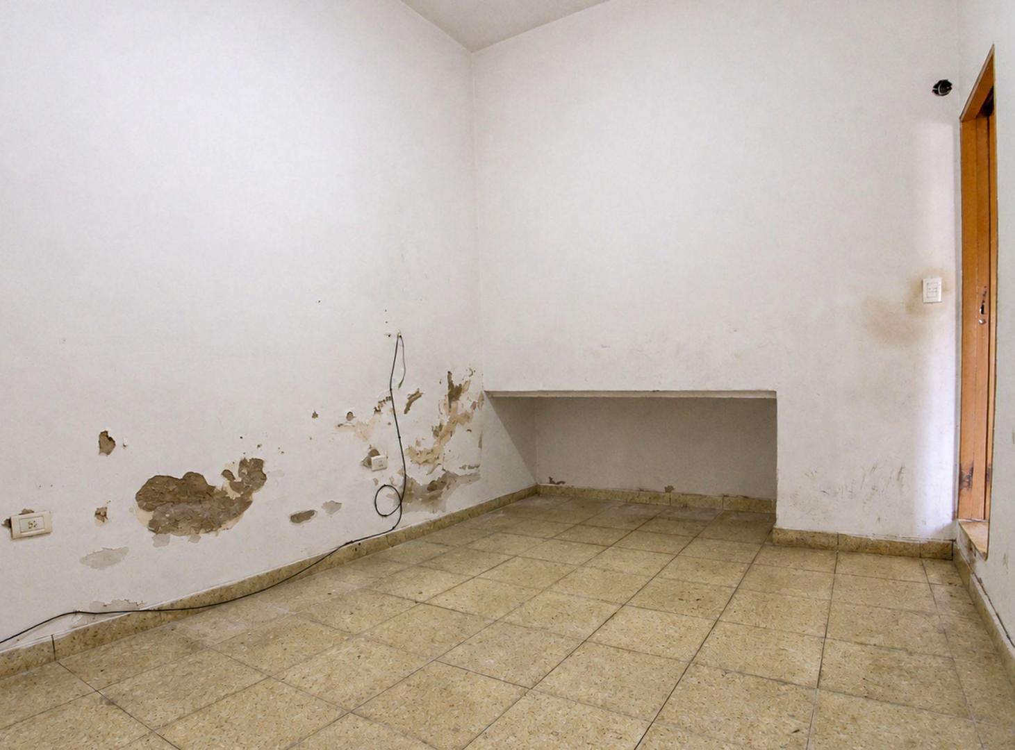 Foto de Venta PH 3 ambientes cochera patio Villa Bosch, imagen 4