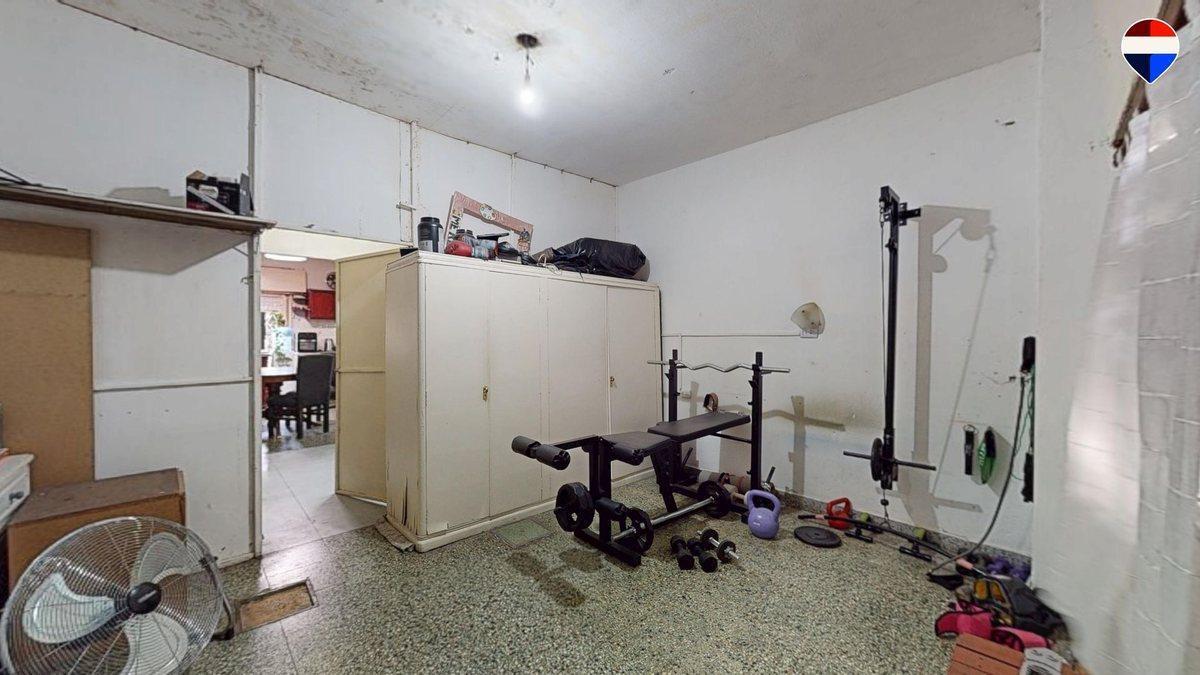 Foto de VENTA CASA 2 AMBIENTES CON LOCAL EN MORON, imagen 1