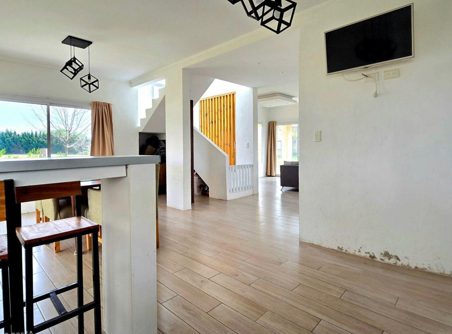 Foto de CASA VTA 4 AMB CERRADO SANTA ISABEL 2, imagen 2