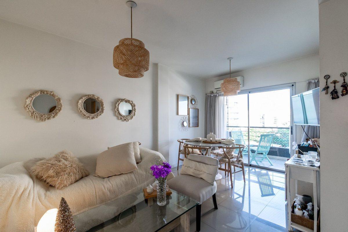 Foto de Venta 2 amb con 5 piso Villa del Parque CON RENTA, imagen 3