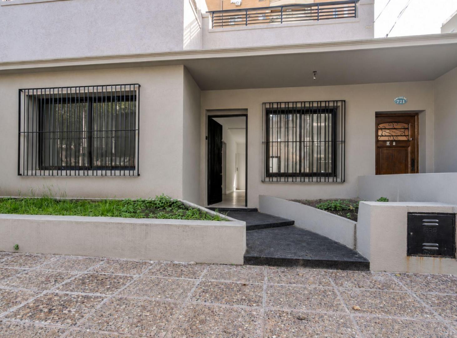 Foto de PH de 3amb con terraza propia, patio, sin expensas, imagen 5