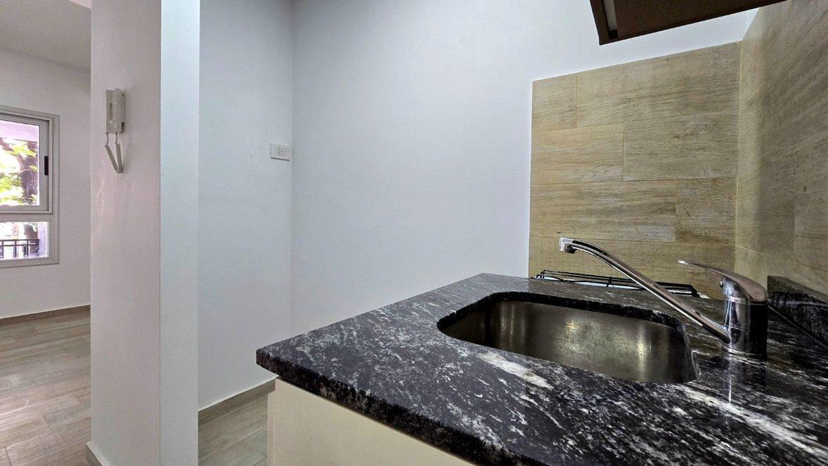 Foto de DEPTO EN VENTA MONOAMB DEVOTO A ESTRENAR C COCHERA, imagen 4