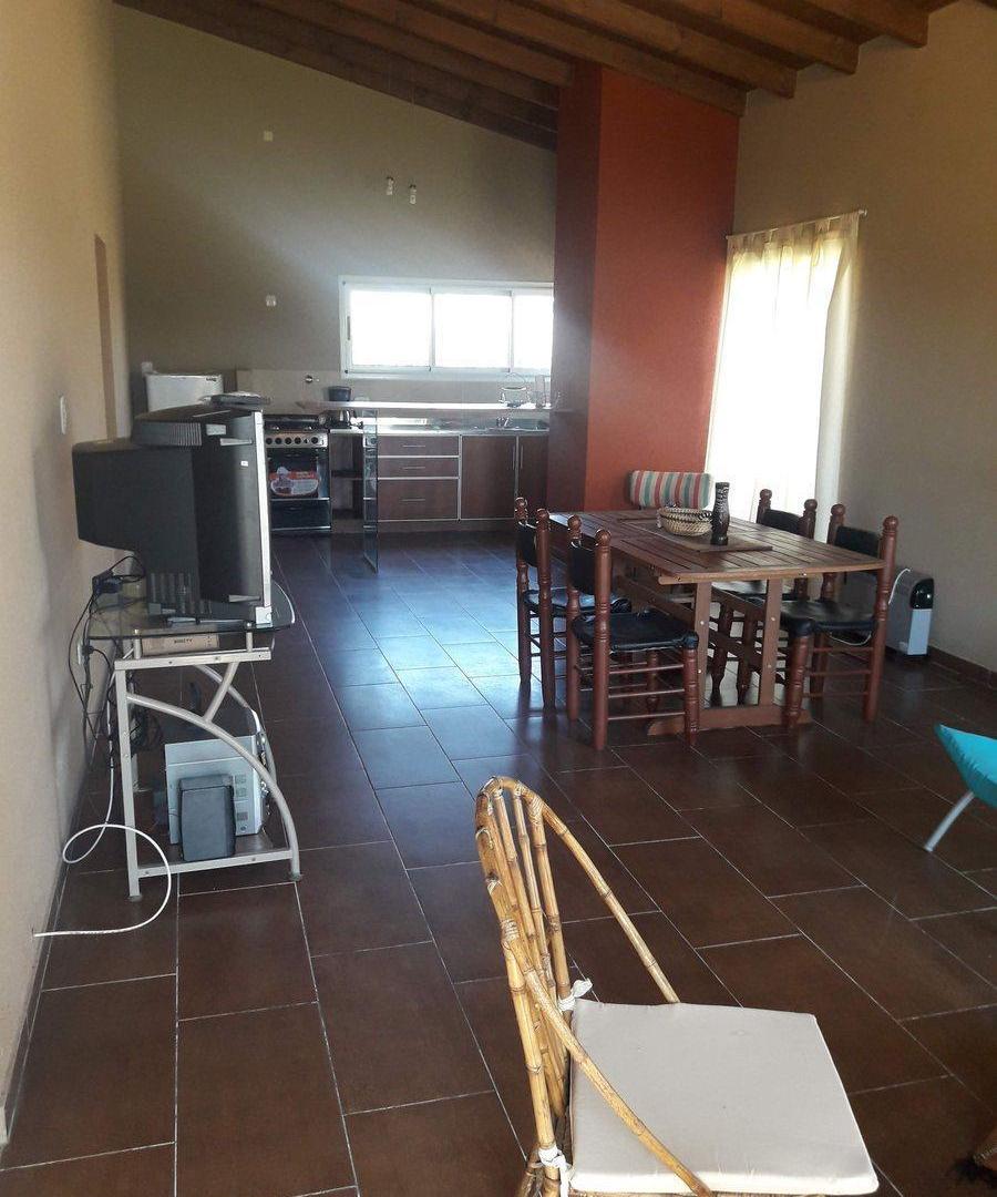Foto de Casa Quinta con arroyo privado, vista laguna Lobos, imagen 1