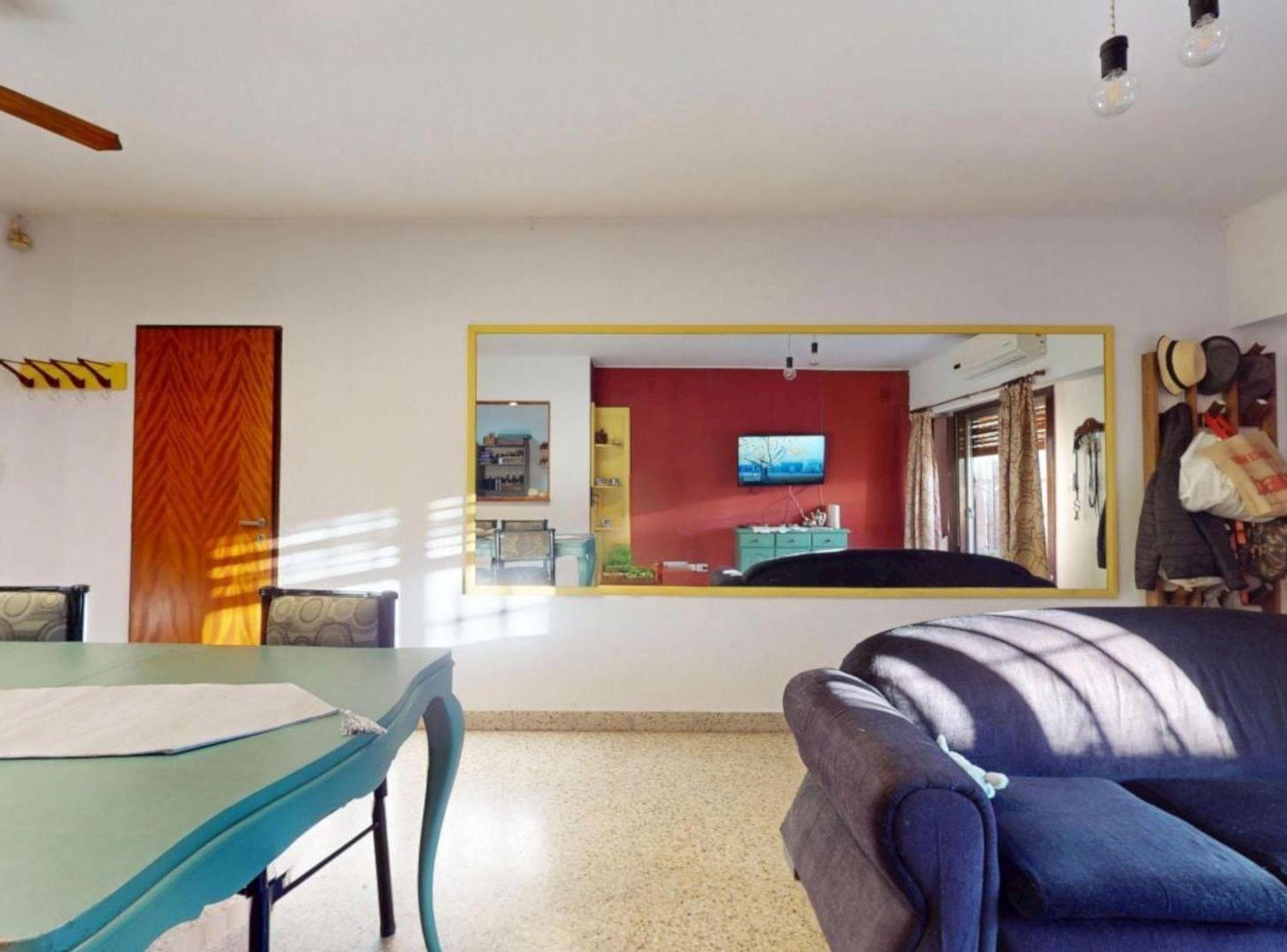 Foto de VENTA CASA 3 AMBIENTES EN BANFIELD CON COCHERA, imagen 4