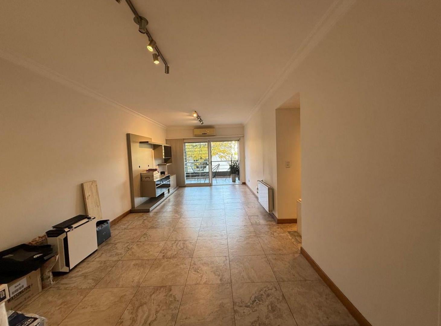 Foto de VENTA DEPTO 4 AMB CON COCHERA Y PATIO APTO CRÉDITO, imagen 5