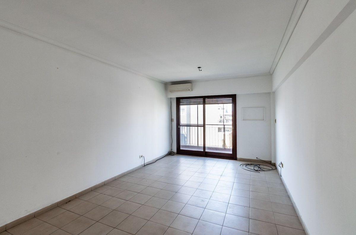 Foto de VENTA 4 AMB -BALCÓN- COCHERA-BAULERA-V. PUEYRREDÓN, imagen 1