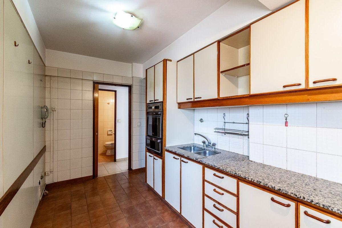 Foto de VENTA 4 AMB -BALCÓN- COCHERA-BAULERA-V. PUEYRREDÓN, imagen 4