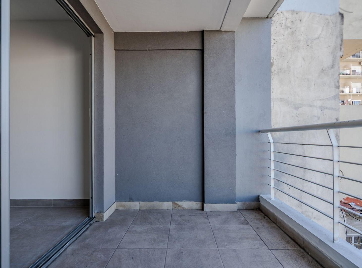 Foto de EXCELENTE SEMIPISO 3 AMB BCON TERRAZA V GRAL MITRE, imagen 2