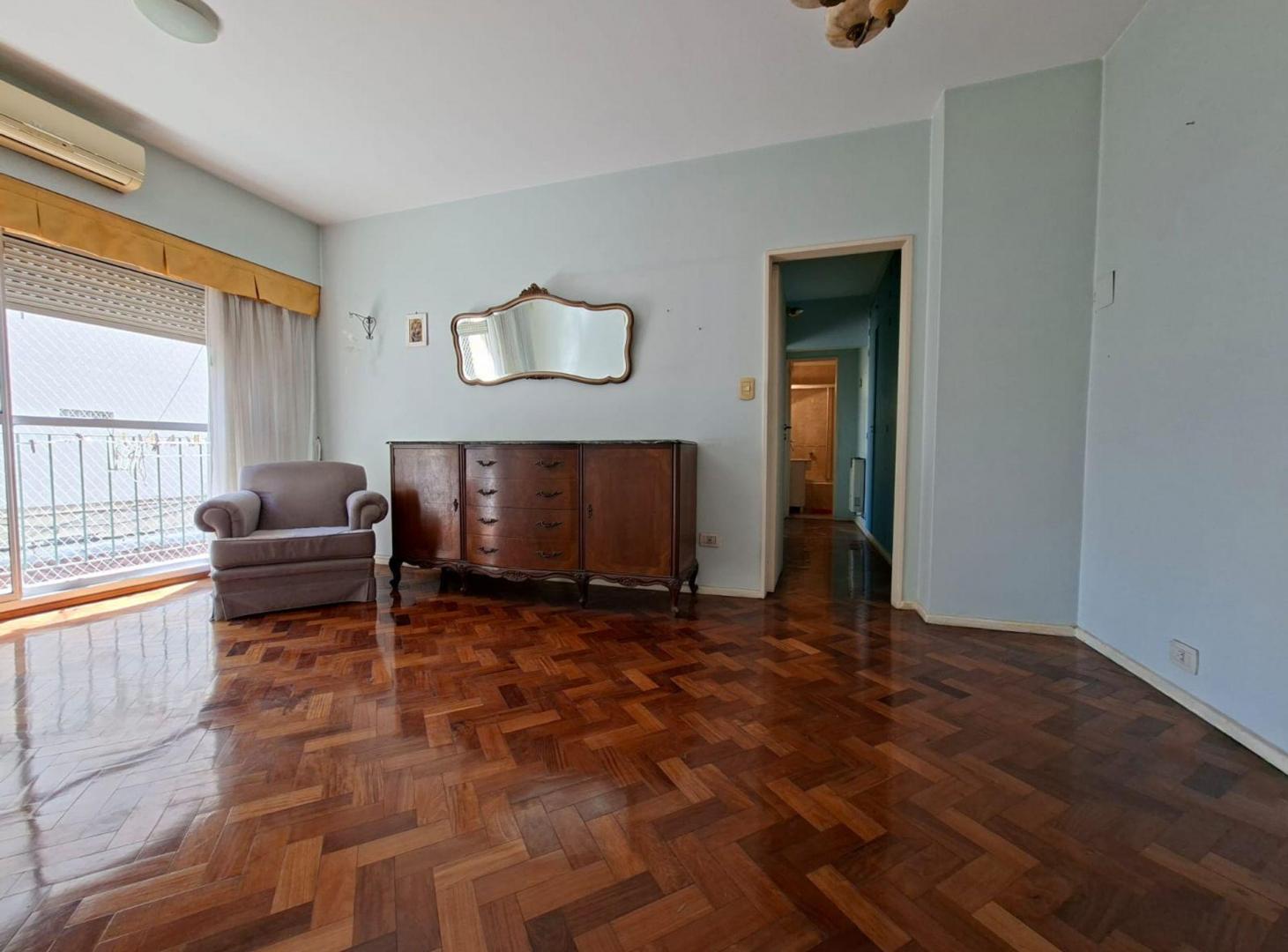 Foto de VENTA DEPTO 3 AMBIENTES C/BAULERA VILLA DEL PARQUE, imagen 2