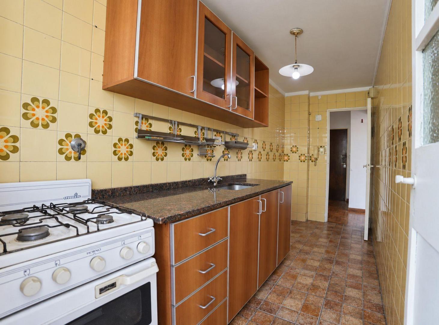 Foto de VENTA DEPARTAMENTO 2 AMB EN PATERNAL CON BALCON, imagen 5