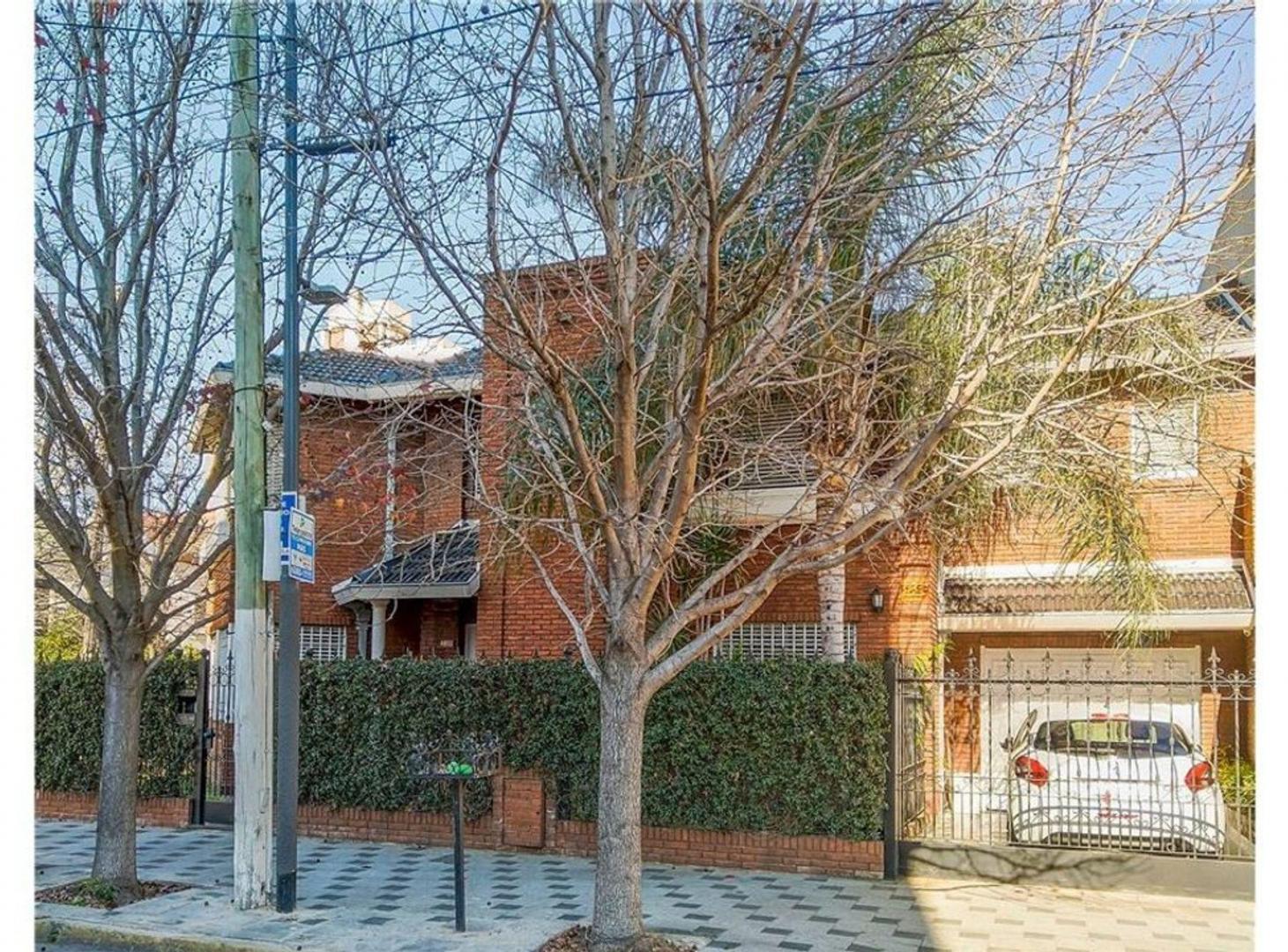 Foto de Casa 4 Amb 2 planta Venta en Caseros Apto credito, imagen 3