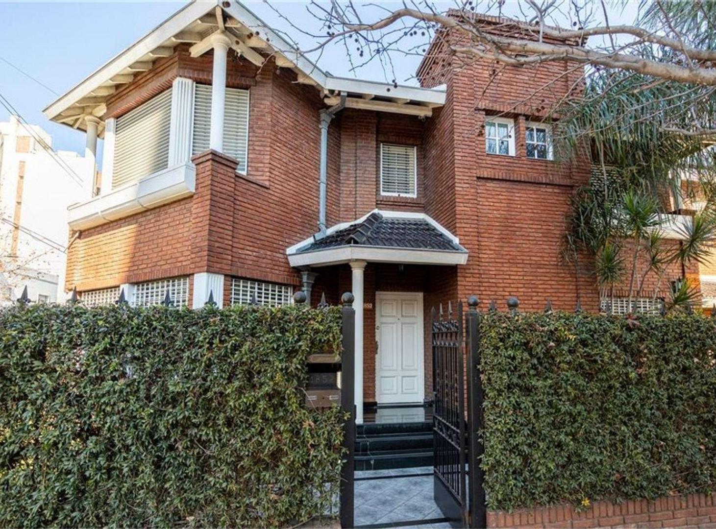 Foto de Casa 4 Amb 2 planta Venta en Caseros Apto credito, imagen 4