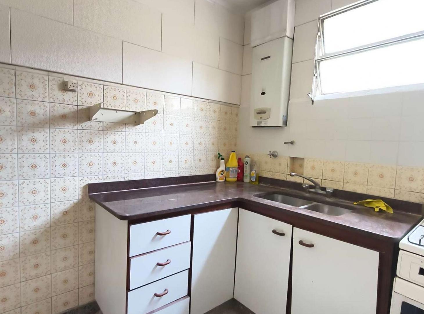 Foto de Venta PH de 4 amb en PB en Villa del Parque, imagen 2