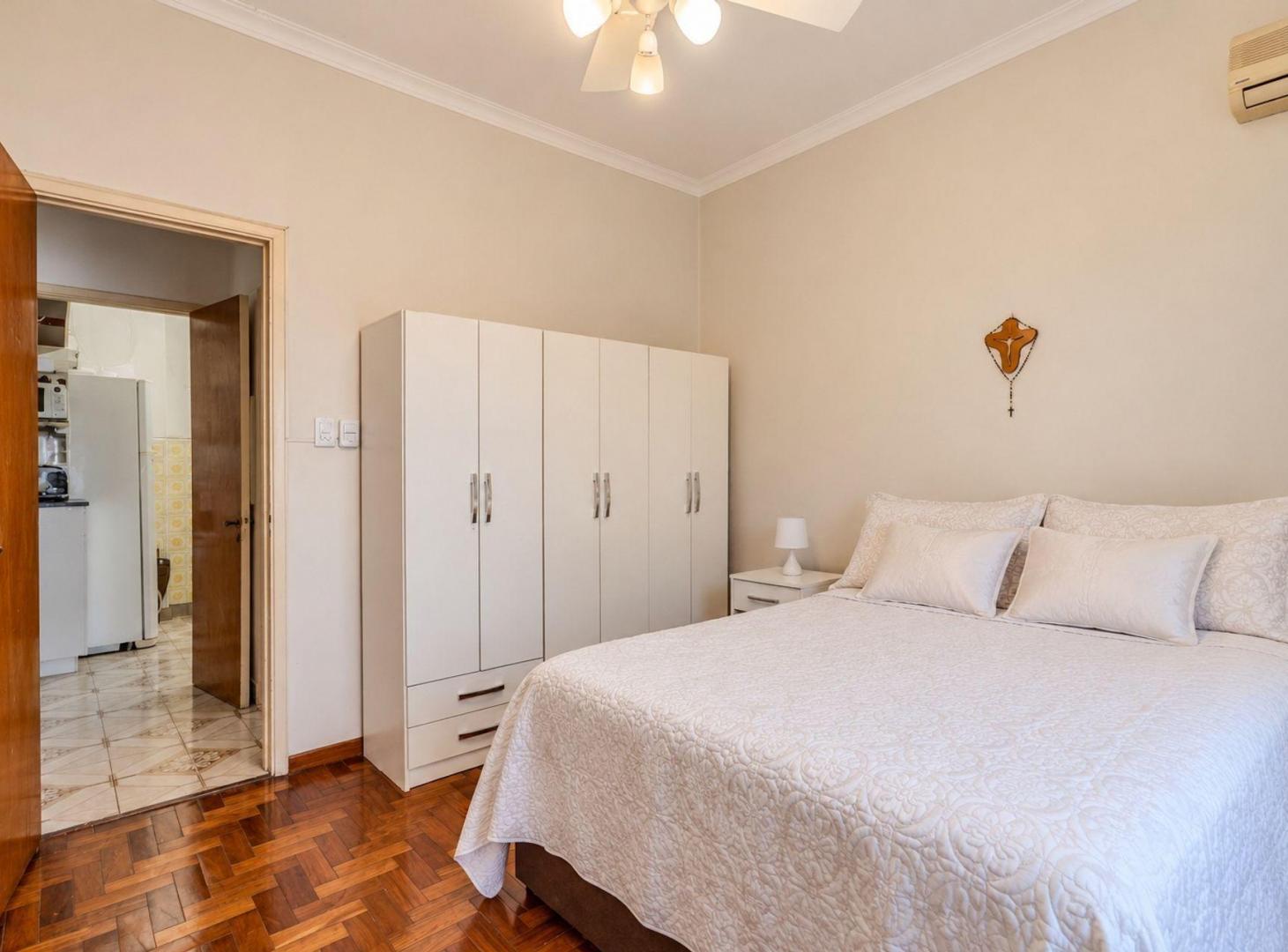 Foto de VENTA PH 3 AMB C/PATIO Y TERRAZA-APTO CRED-DEVOTO, imagen 2