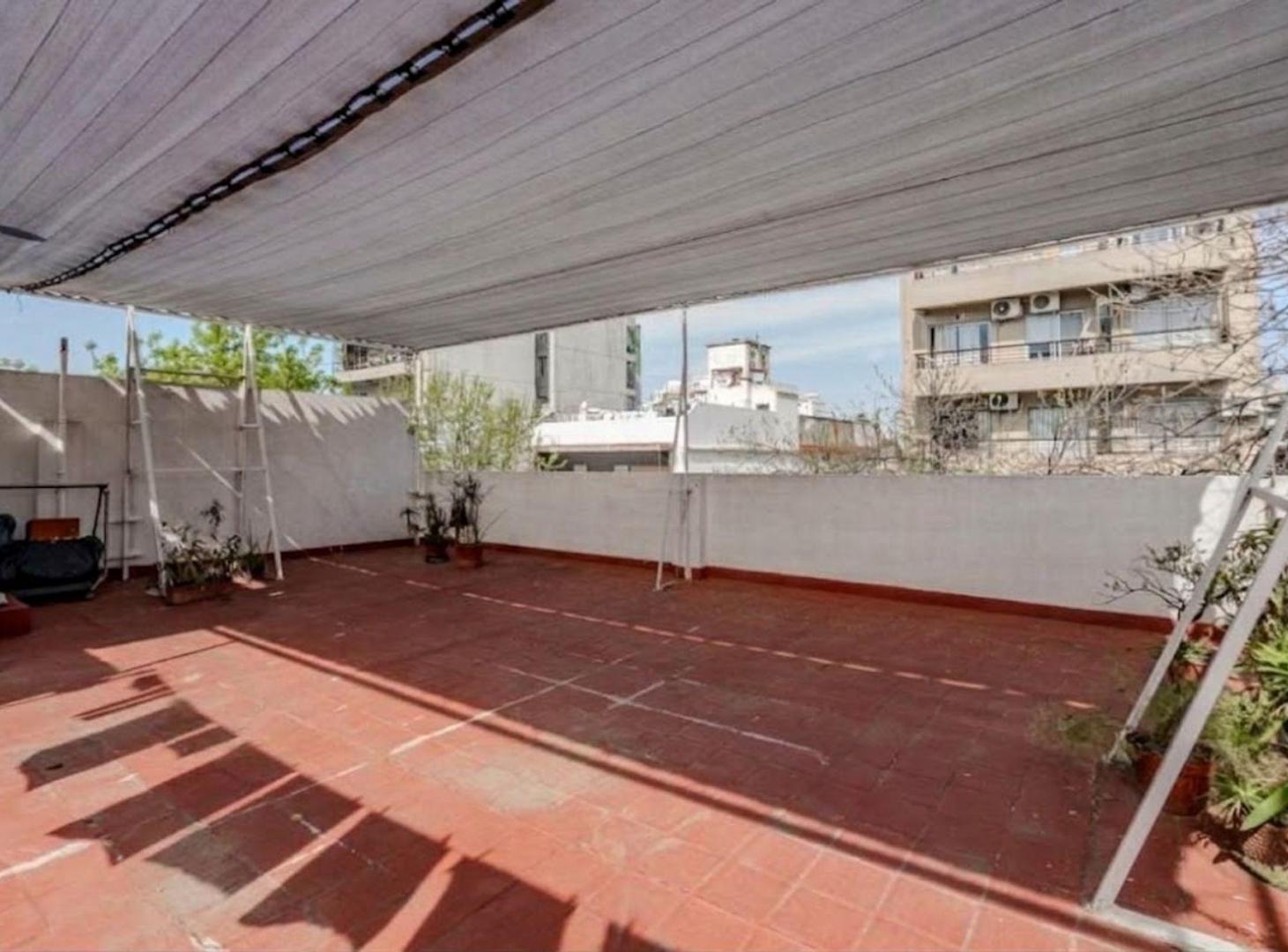 Foto de VENTA PH 3 AMB C/PATIO Y TERRAZA-APTO CRED-DEVOTO, imagen 5
