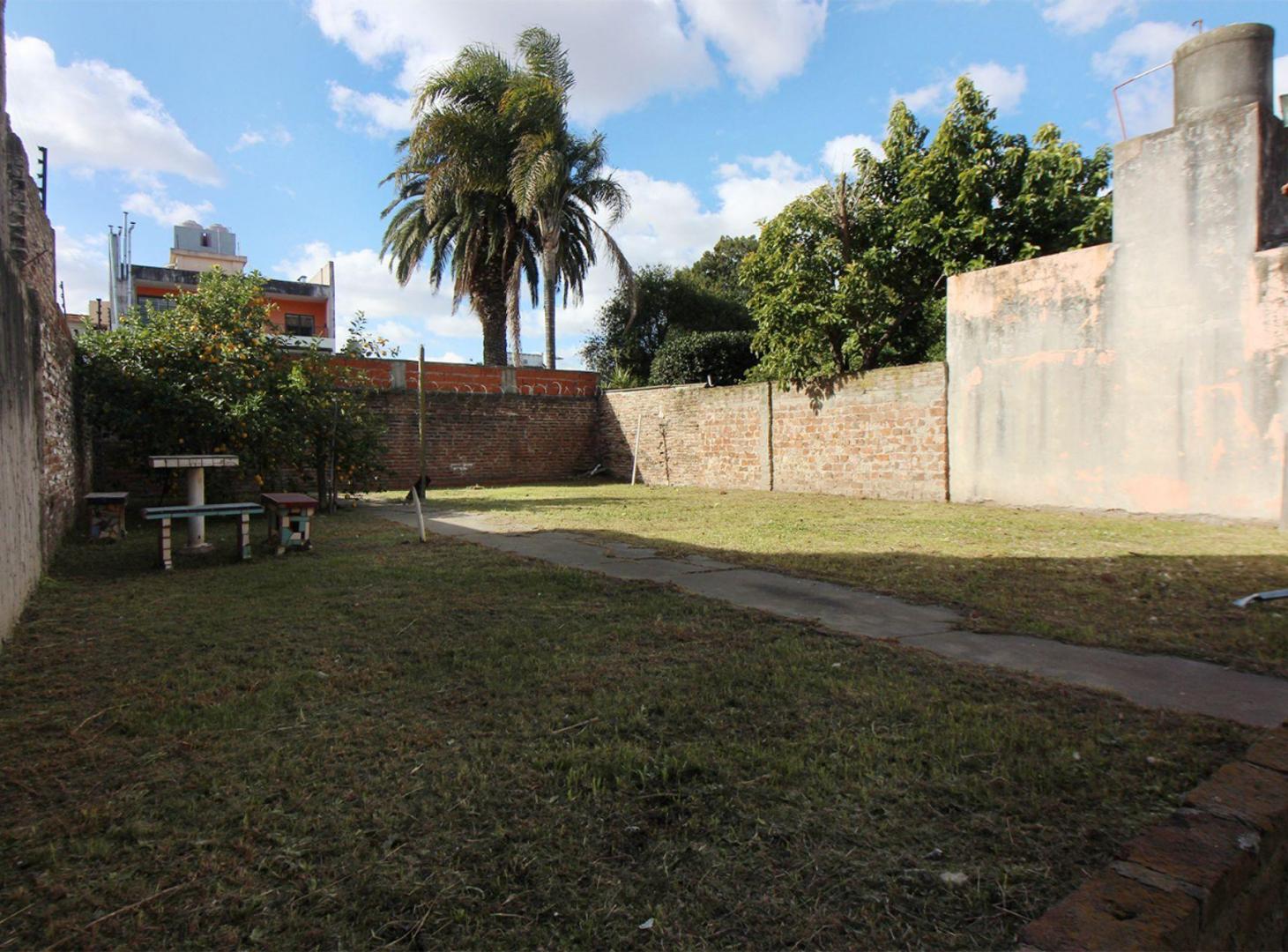 Foto de VENTA PH 3 AMB EN RAMOS MEJIA CON JARDIN, imagen 1