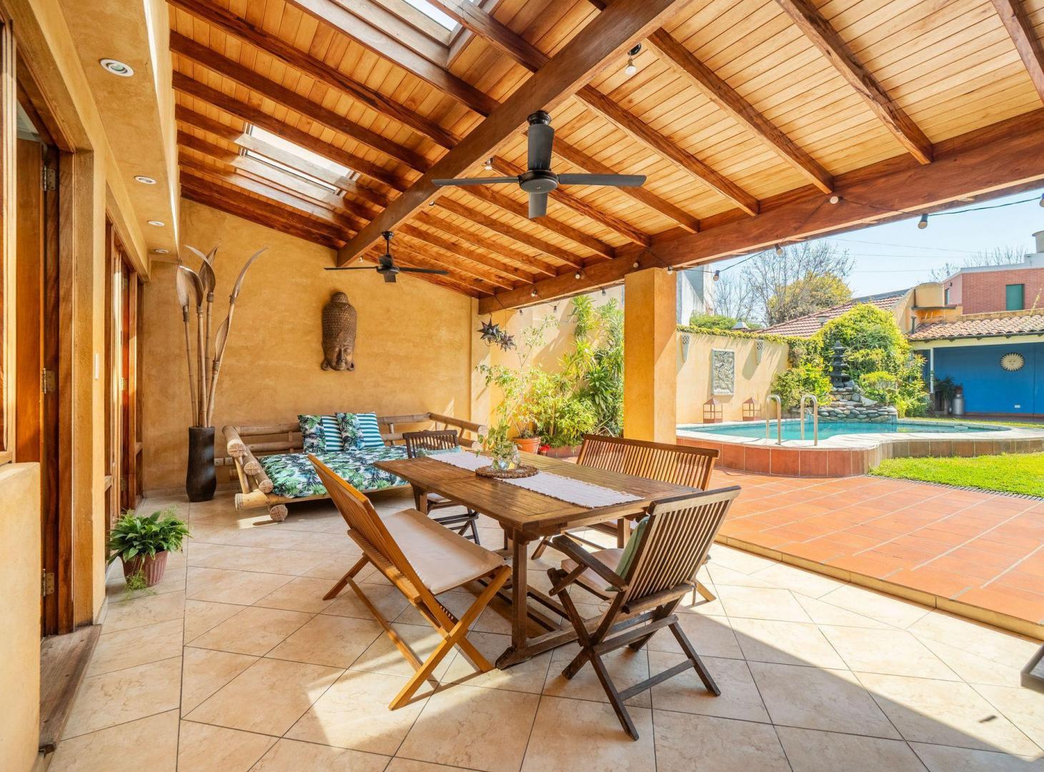 Foto de VENTA CASA EXCLUSIVA 5AMB PARQUE PILETA -V. DEVOTO, imagen 1