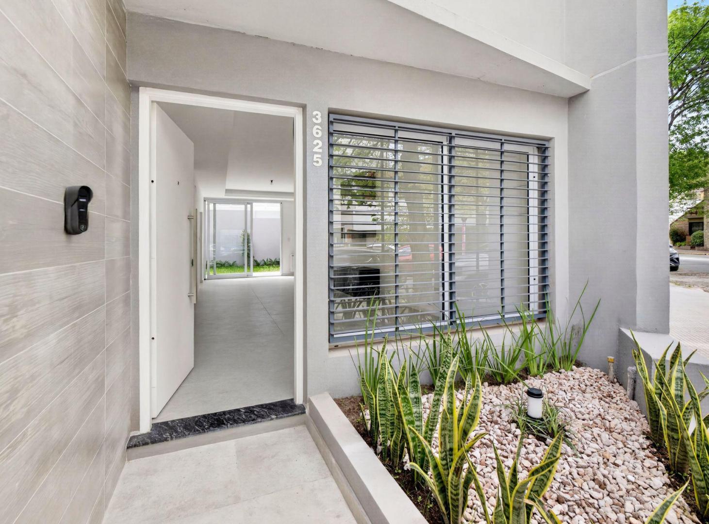 Foto de CASA en PH VENTA DEVOTO 4 AMB – PARRILLA - JARDÍN, imagen 1