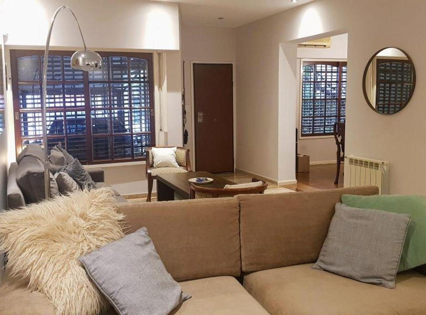 Foto de VENTA CASA 5 AMB DEPENDENCIA COCHERA PATIO TERRAZA, imagen 4