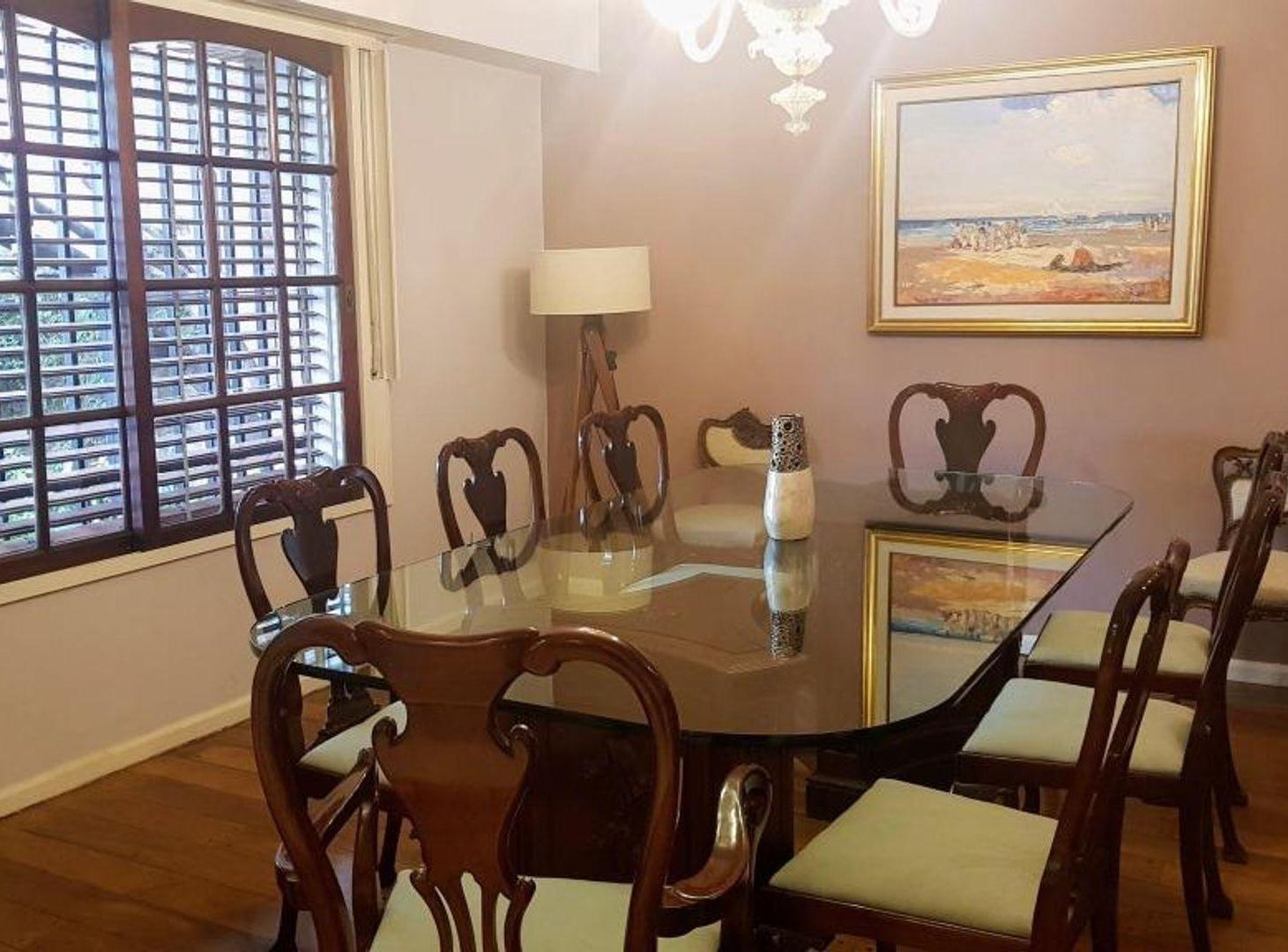 Foto de VENTA CASA 5 AMB DEPENDENCIA COCHERA PATIO TERRAZA, imagen 3